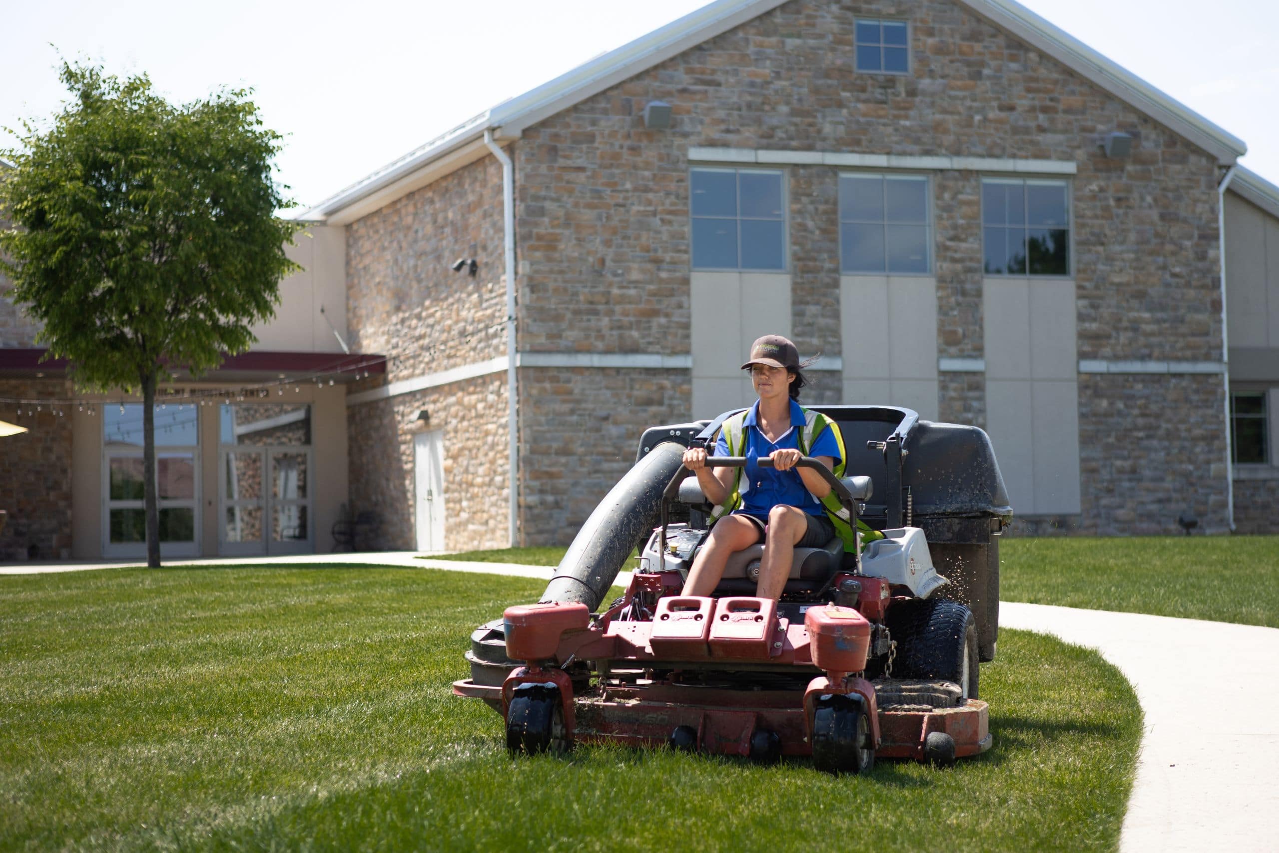 mary beth mowing-2560px